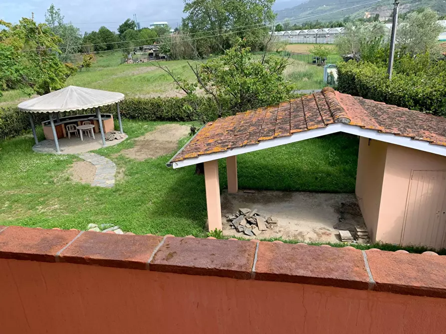 Immagine 21 di Casa indipendente in affitto  in via arginvecchio nord a Camaiore