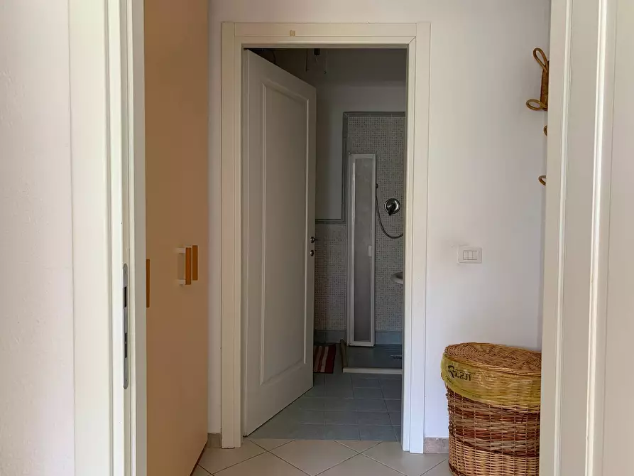 Immagine 5 di Appartamento in affitto  in via ugo foscolo a Pietrasanta