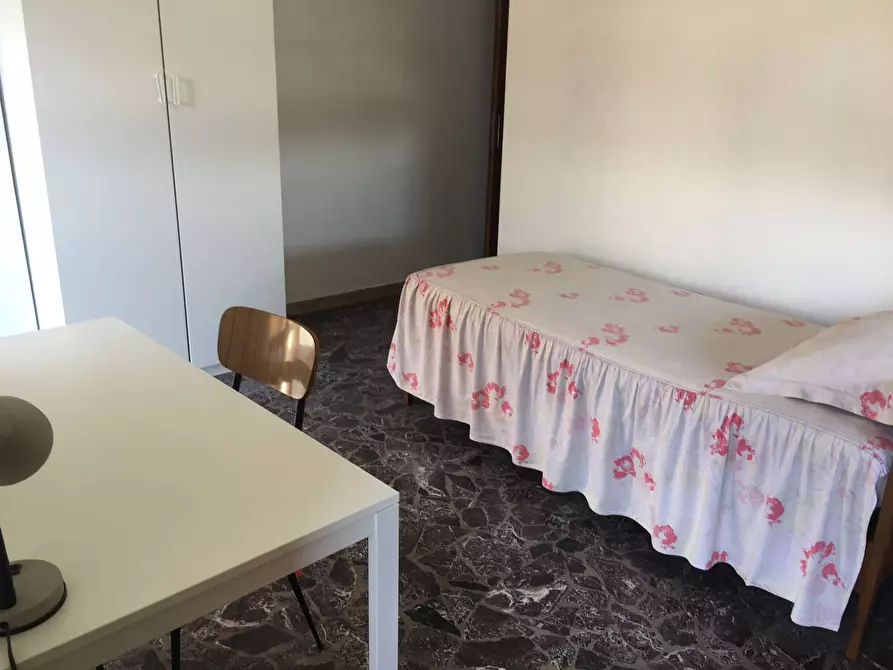 Immagine 9 di Camera in affitto  in Via Filippo Corridoni 50 a Pisa