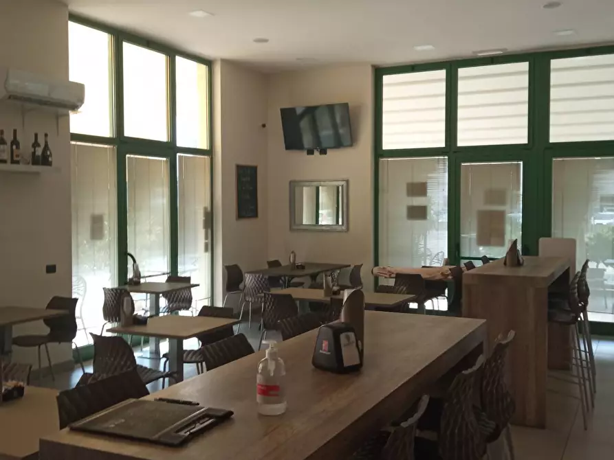 Immagine 9 di Attività commerciale in affitto  in porcari a Porcari