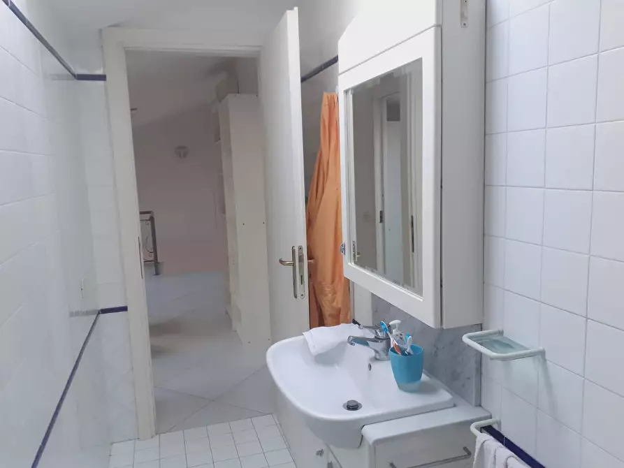 Immagine 9 di Appartamento in affitto  in Via Giuseppe Verdi - a Viareggio