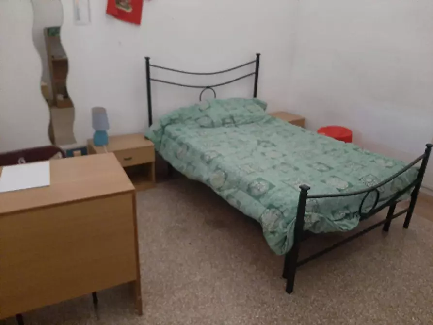 Immagine 10 di Camera in affitto  in Viale Francesco Bonaini 1 a Pisa