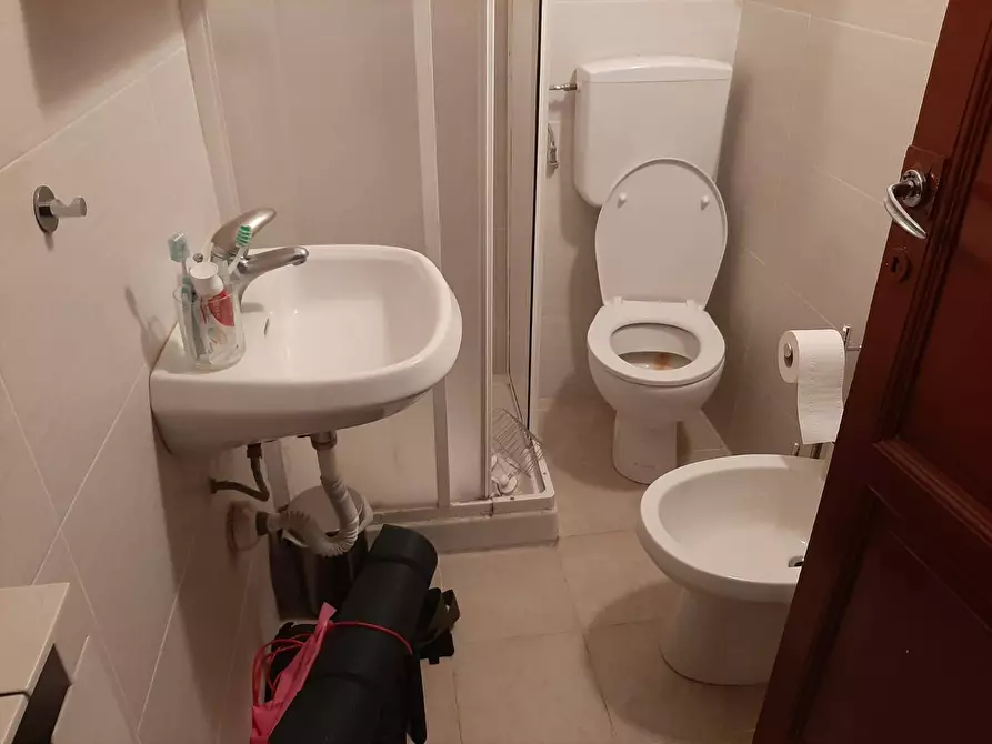 Immagine 15 di Camera in affitto  in Viale Francesco Bonaini 1 a Pisa