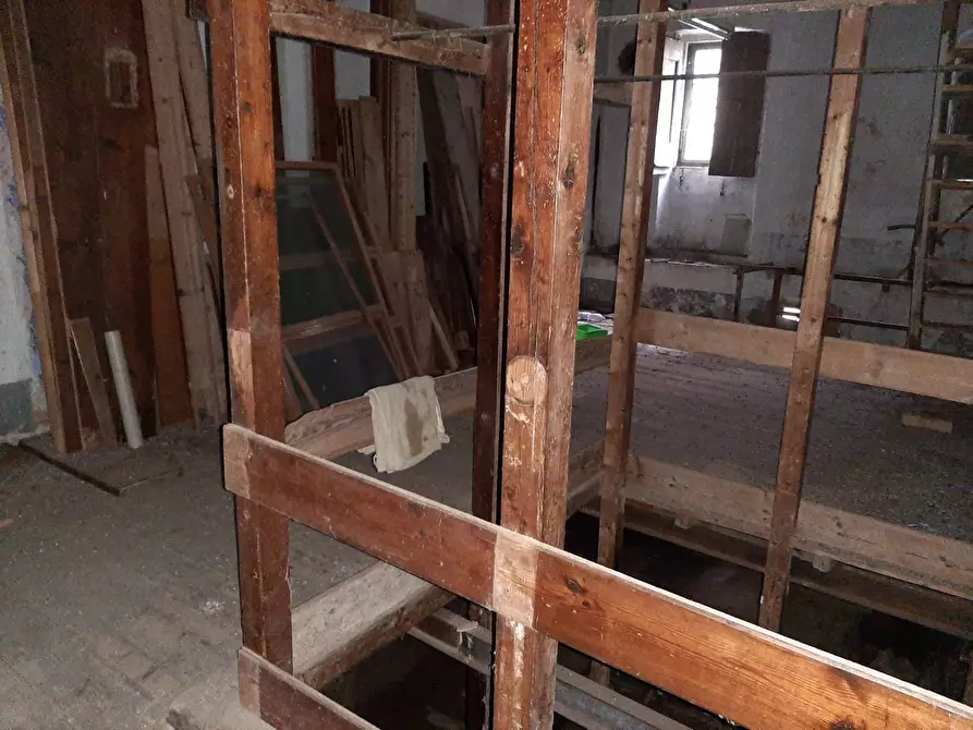 Immagine 25 di Casa indipendente in vendita  in via don minzoni a Calci