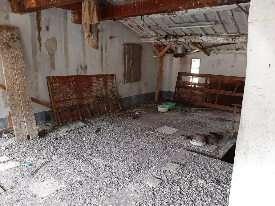 Immagine 39 di Casa indipendente in vendita  in via don minzoni a Calci