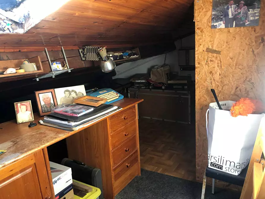 Immagine 19 di Casa indipendente in vendita  in toscoromagola a Cascina