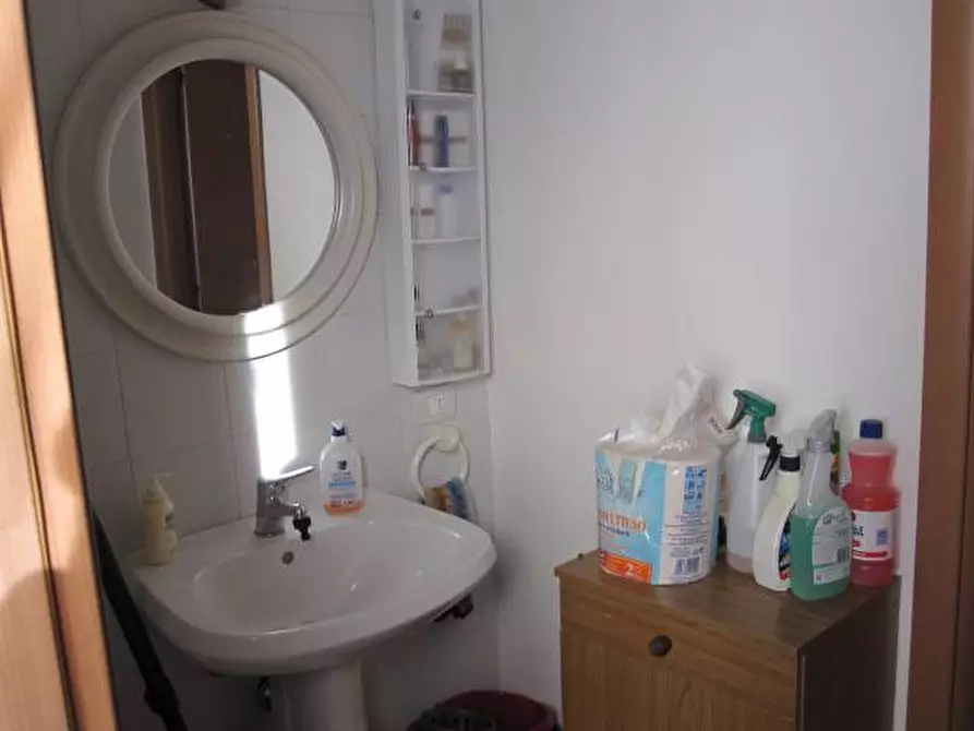 Immagine 6 di Attività commerciale in vendita  in via provinciale vicarese a Calci