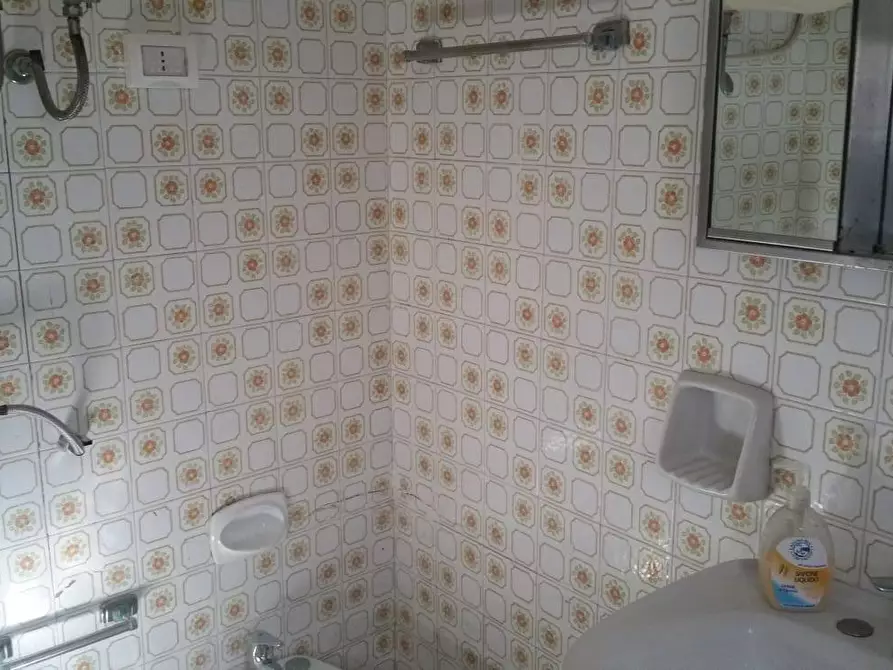 Immagine 5 di Casa indipendente in vendita  in via roma a Aidone