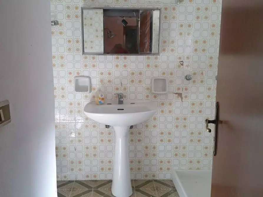 Immagine 6 di Casa indipendente in vendita  in via roma a Aidone