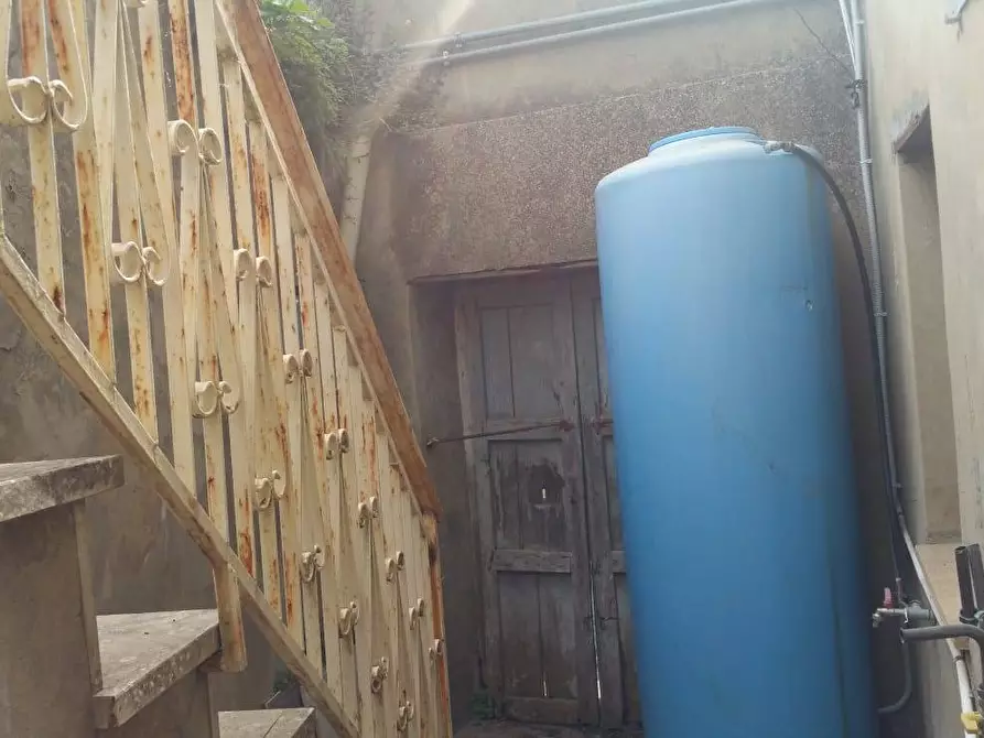Immagine 9 di Casa indipendente in vendita  in via roma a Aidone
