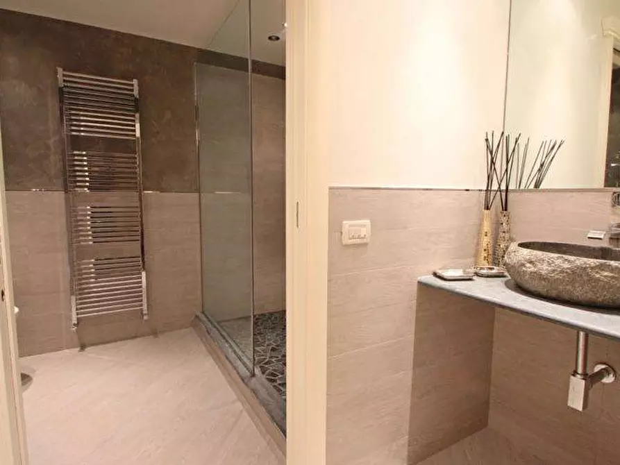 Immagine 21 di Casa indipendente in vendita  in Via Strettoia a Pietrasanta