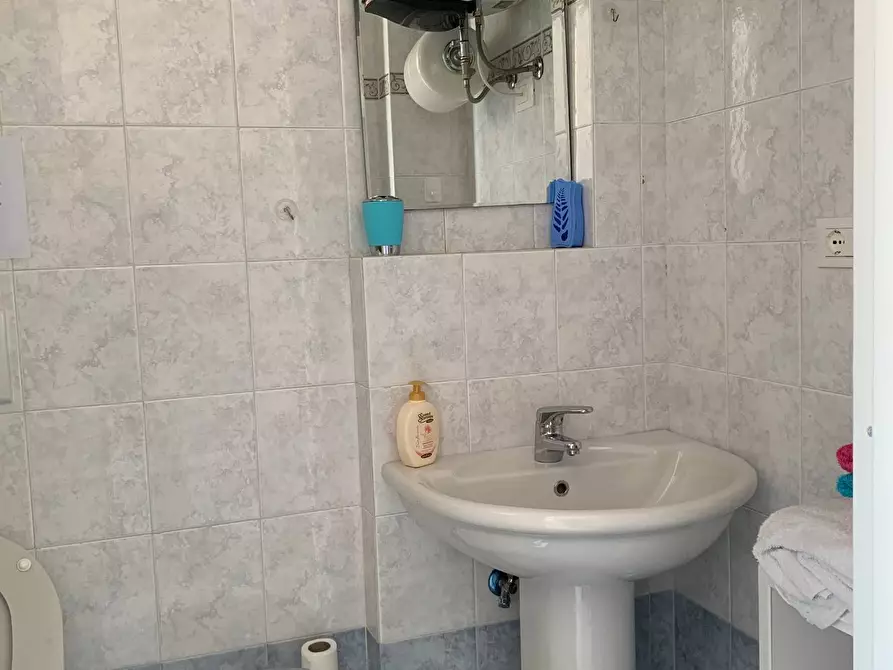 Immagine 18 di Appartamento in vendita  in via delle pinete a Massa