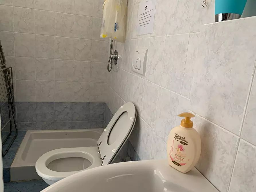 Immagine 19 di Appartamento in vendita  in via delle pinete a Massa