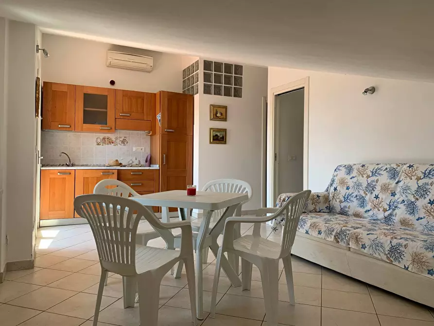 Immagine 10 di Appartamento in vendita  in via delle pinete a Massa