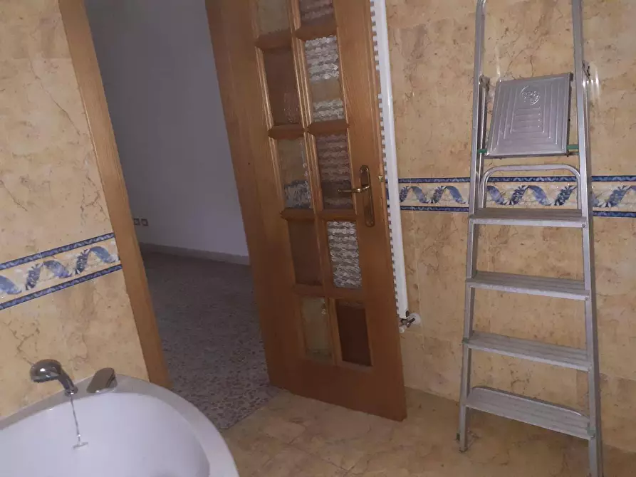 Immagine 23 di Casa indipendente in vendita  in della gronda 77 a Camaiore