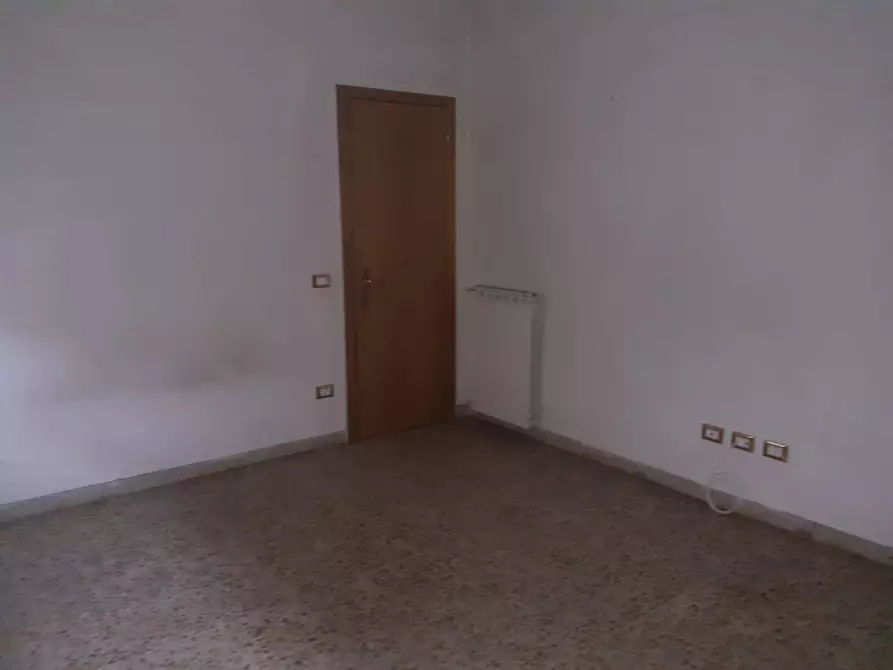 Immagine 27 di Casa indipendente in vendita  in della gronda 77 a Camaiore