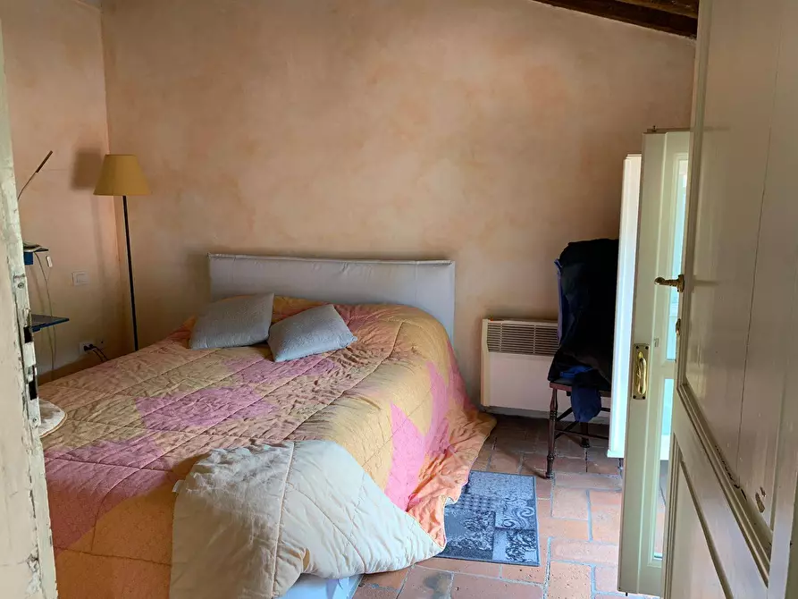 Immagine 13 di Appartamento in vendita  in Via Stagio Stagi 75 a Pietrasanta