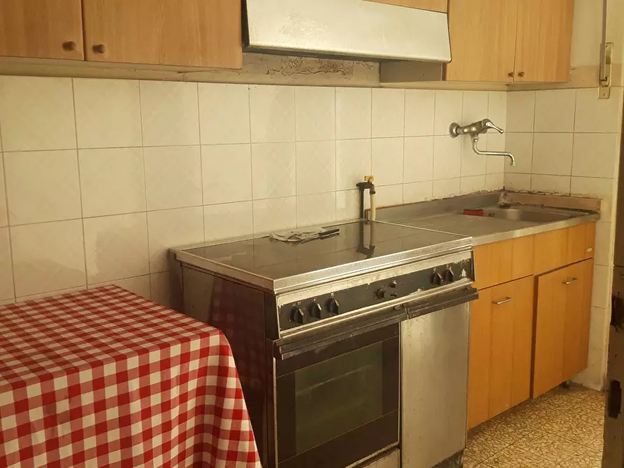 Immagine 1 di Casa indipendente in vendita  in Via Giuseppe Mazzini a Viareggio