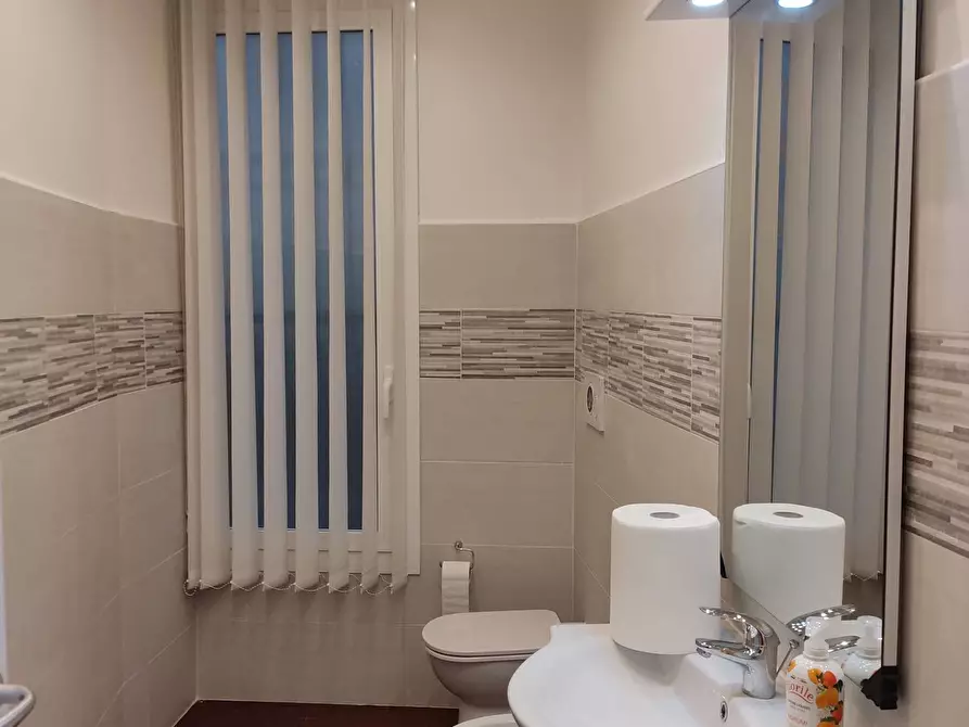 Immagine 11 di Ufficio in affitto  in Via Cairoli a Livorno