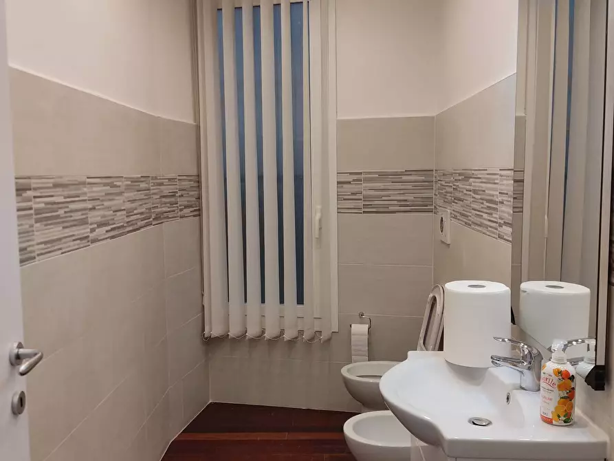 Immagine 9 di Ufficio in affitto  in Via Cairoli a Livorno