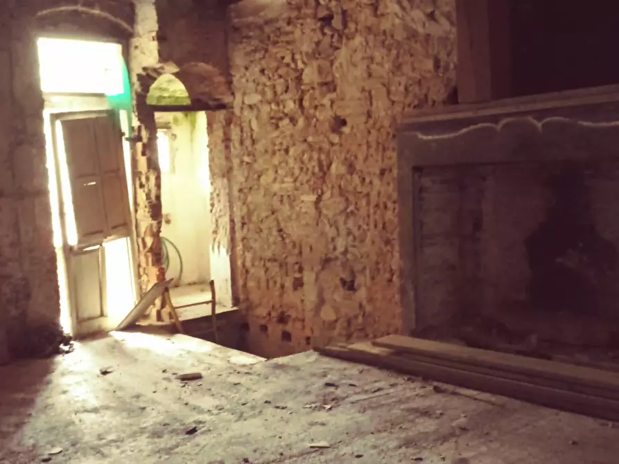 Immagine 23 di Casa indipendente in vendita  in via eugenio III a Calci