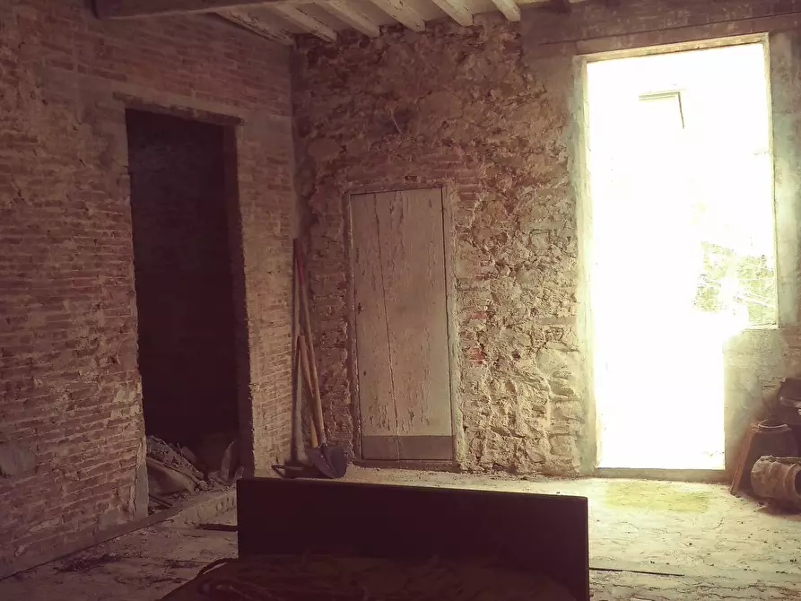 Immagine 34 di Casa indipendente in vendita  in via eugenio III a Calci