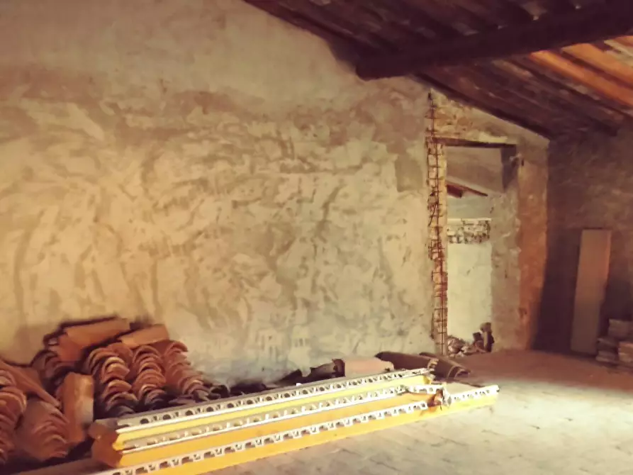 Immagine 51 di Casa indipendente in vendita  in via eugenio III a Calci