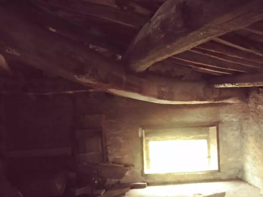 Immagine 57 di Casa indipendente in vendita  in via eugenio III a Calci