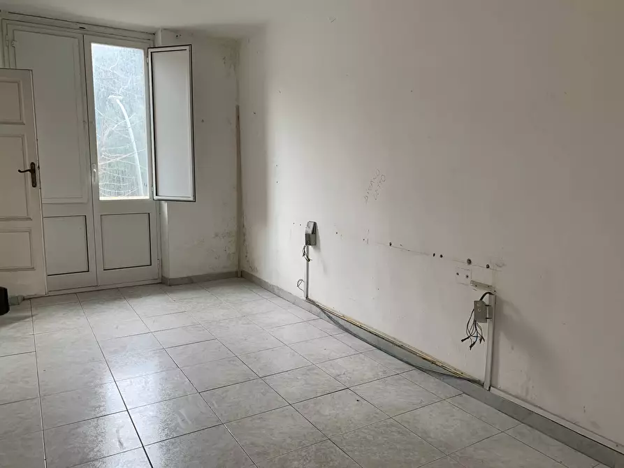 Immagine 23 di Attività commerciale in vendita  in Via Giuseppe Zanardelli a Viareggio