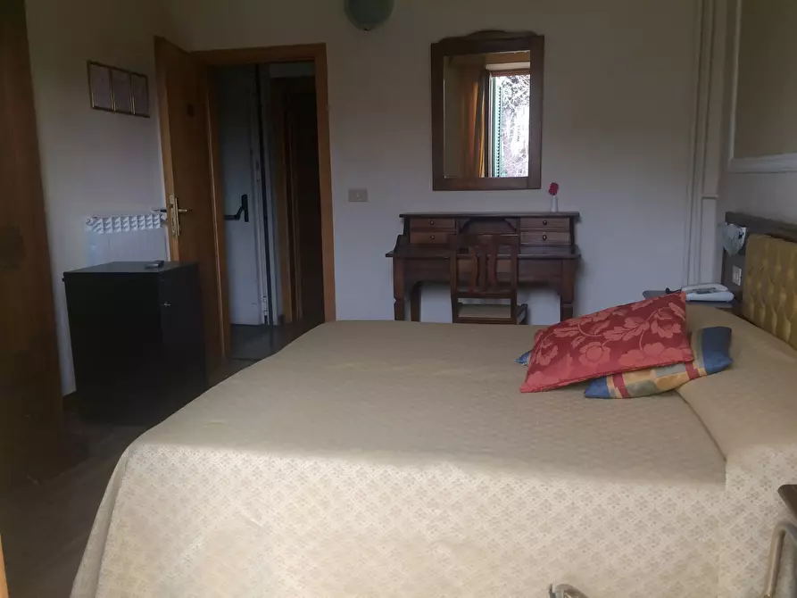 Immagine 5 di Casa indipendente in vendita  in Corso Italia a Pisa