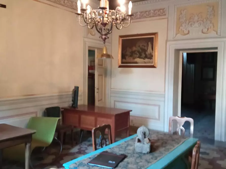 Immagine 2 di Appartamento in vendita  in centro a Lucca