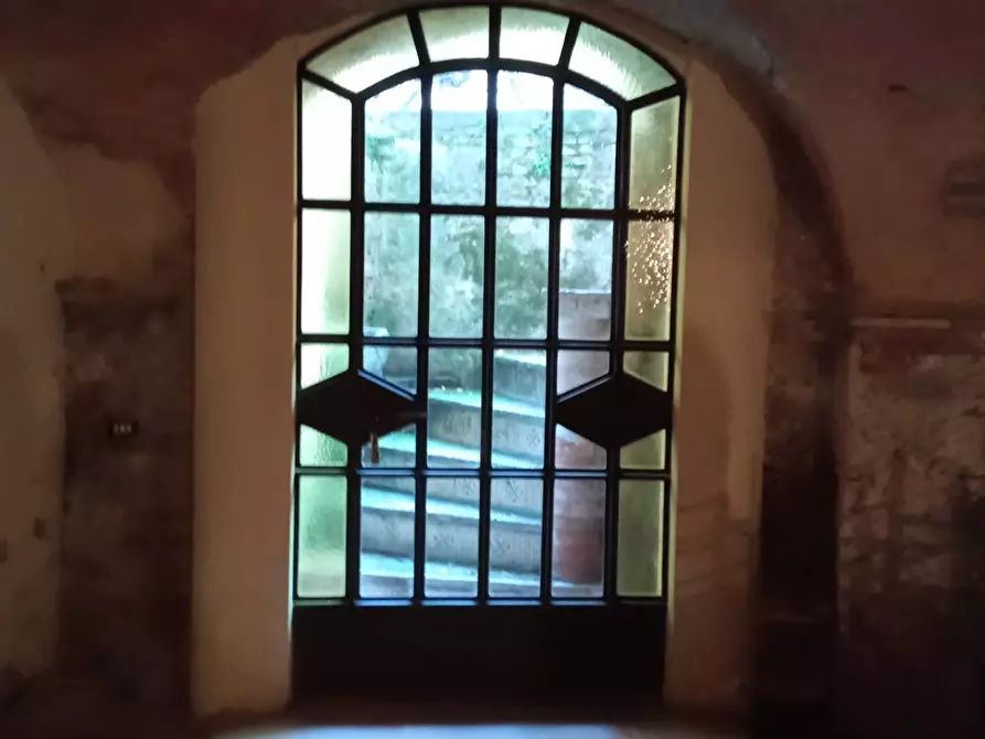 Immagine 21 di Appartamento in vendita  in centro a Lucca