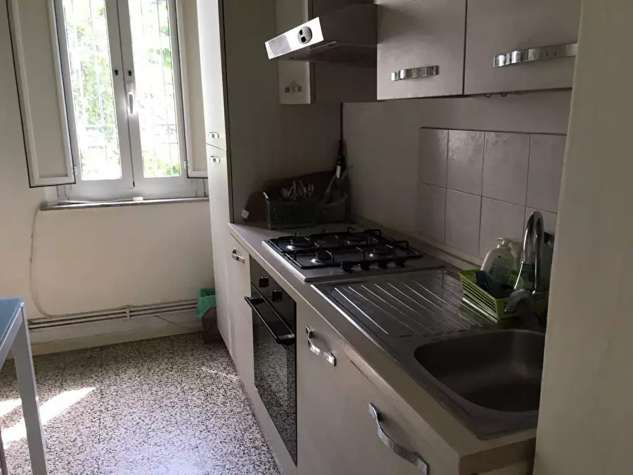 Immagine 2 di Appartamento in affitto  in Viale Francesco Bonaini 1 a Pisa