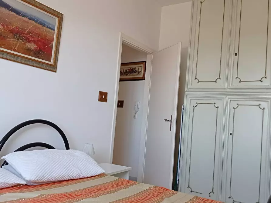 Immagine 9 di Appartamento in vendita  in Via Grande 100 a Livorno