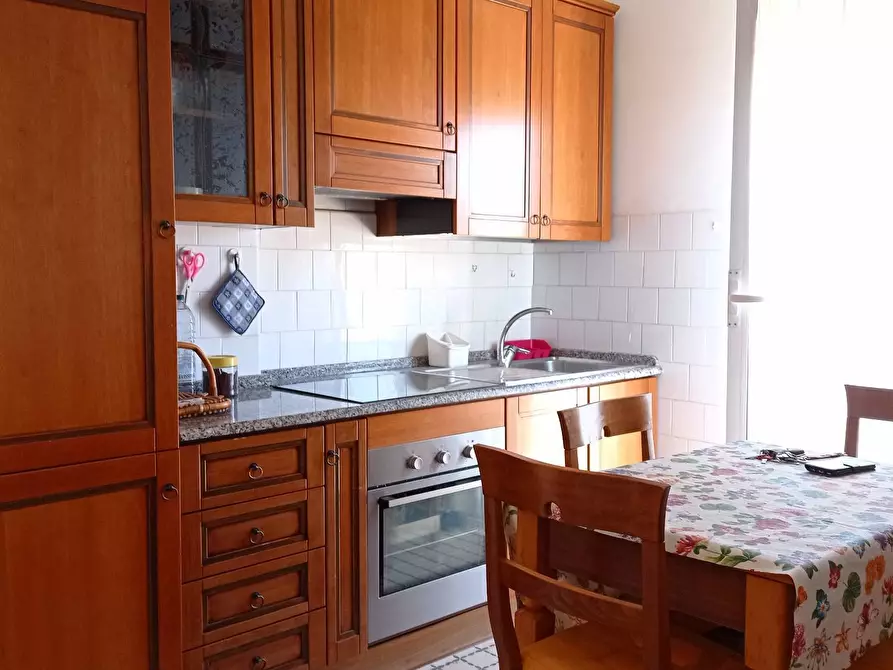 Immagine 13 di Appartamento in vendita  in Via Grande 100 a Livorno