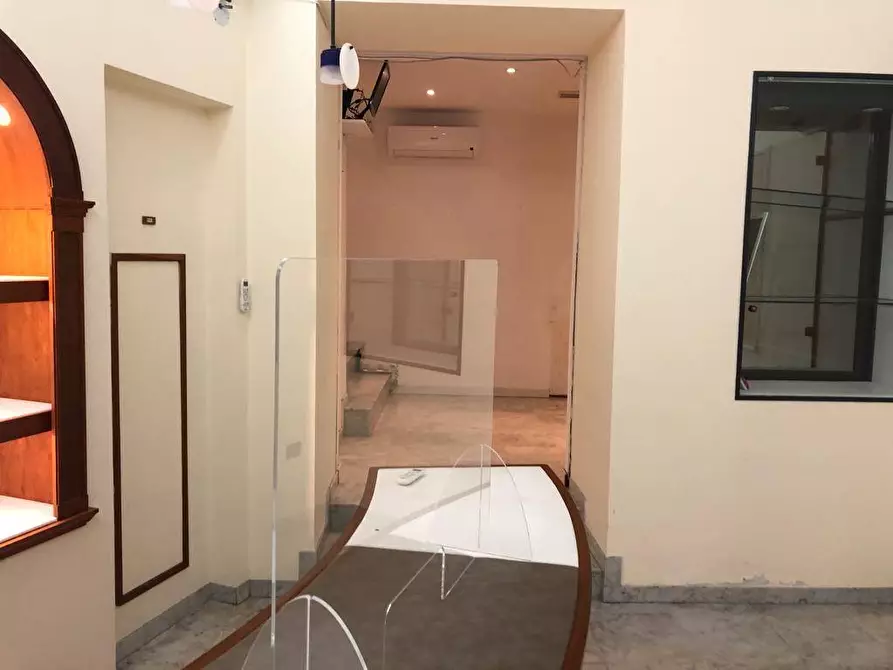 Immagine 8 di Attività commerciale in affitto  in Via Rigattieri a Pisa