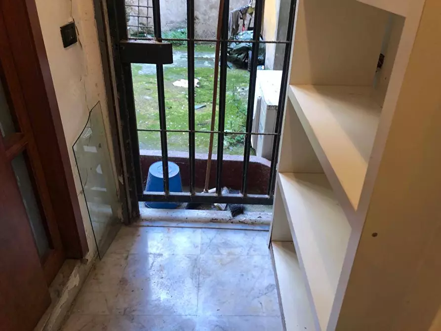 Immagine 12 di Attività commerciale in affitto  in Via Rigattieri a Pisa