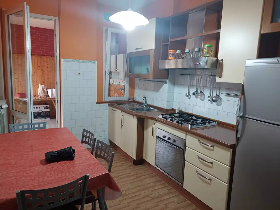 Immagine 1 di Camera in affitto  in Via Norvegia a Pisa