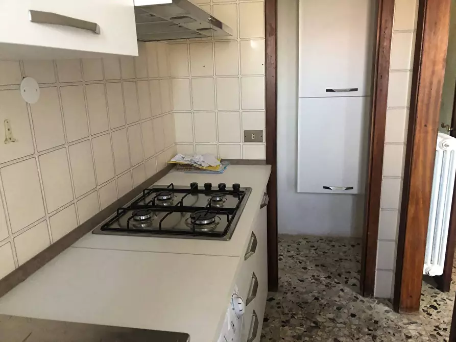 Immagine 2 di Appartamento in affitto  in via landi a Pisa