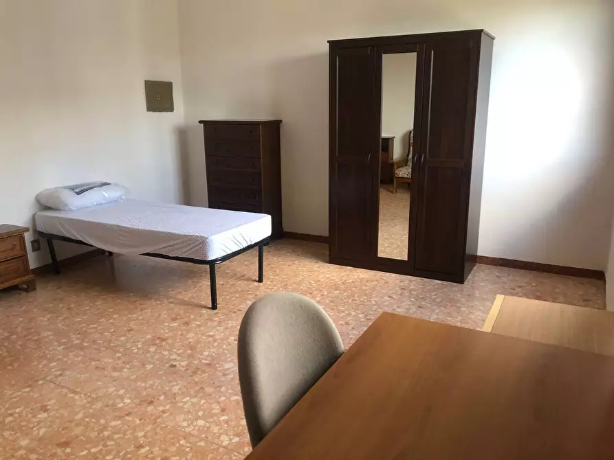 Immagine 12 di Appartamento in affitto  in via landi a Pisa