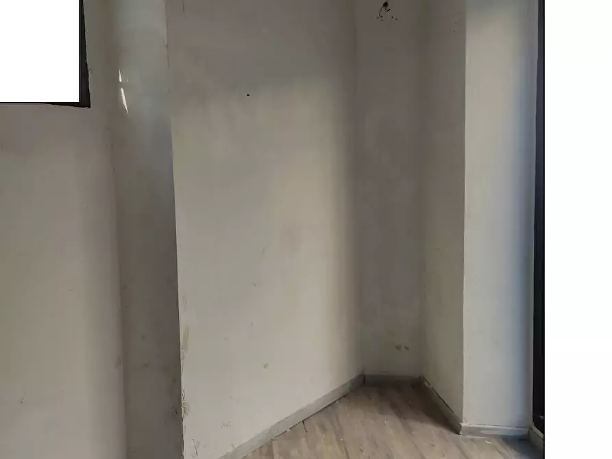 Immagine 7 di Attività commerciale in affitto  in Via Giuseppe Verdi a Livorno