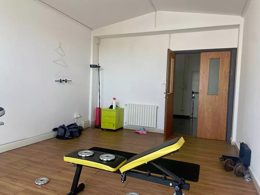 Immagine 10 di Ufficio in affitto  in Piazza Grande a Livorno