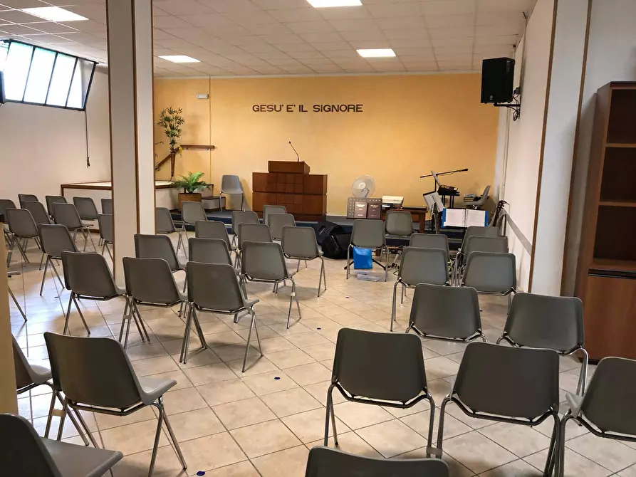 Immagine 12 di Attività commerciale in vendita  in Via San Giovanni Bosco a Pisa