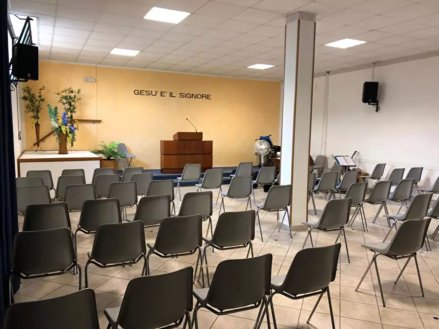 Immagine 13 di Attività commerciale in vendita  in Via San Giovanni Bosco a Pisa