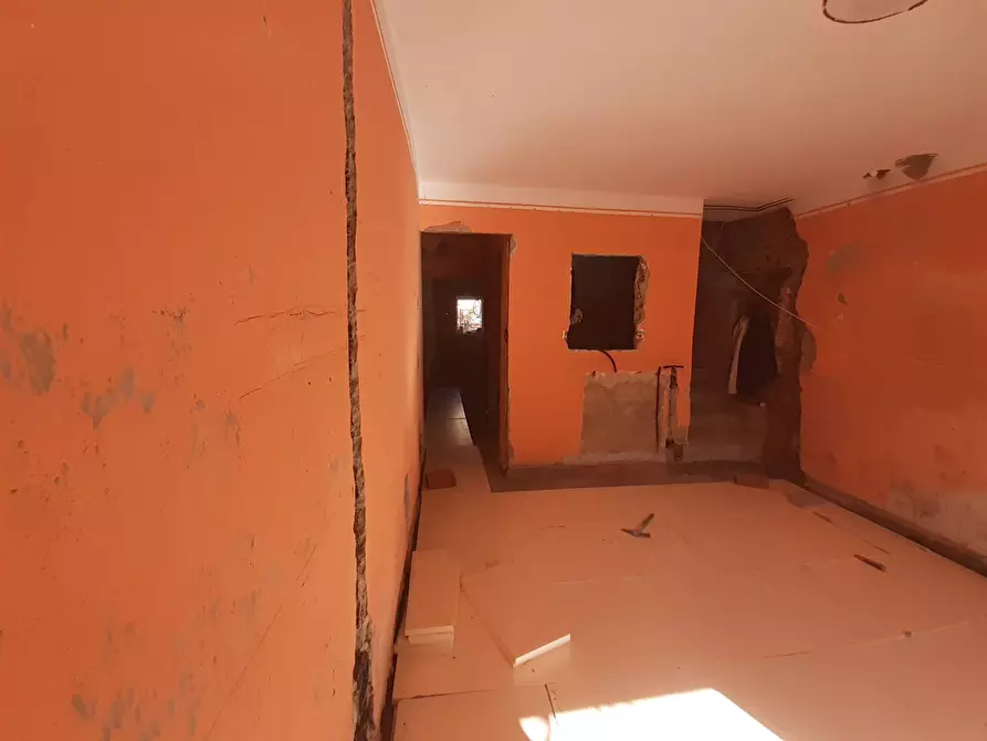 Immagine 3 di Casa indipendente in vendita  in via Castagnola a Lucca