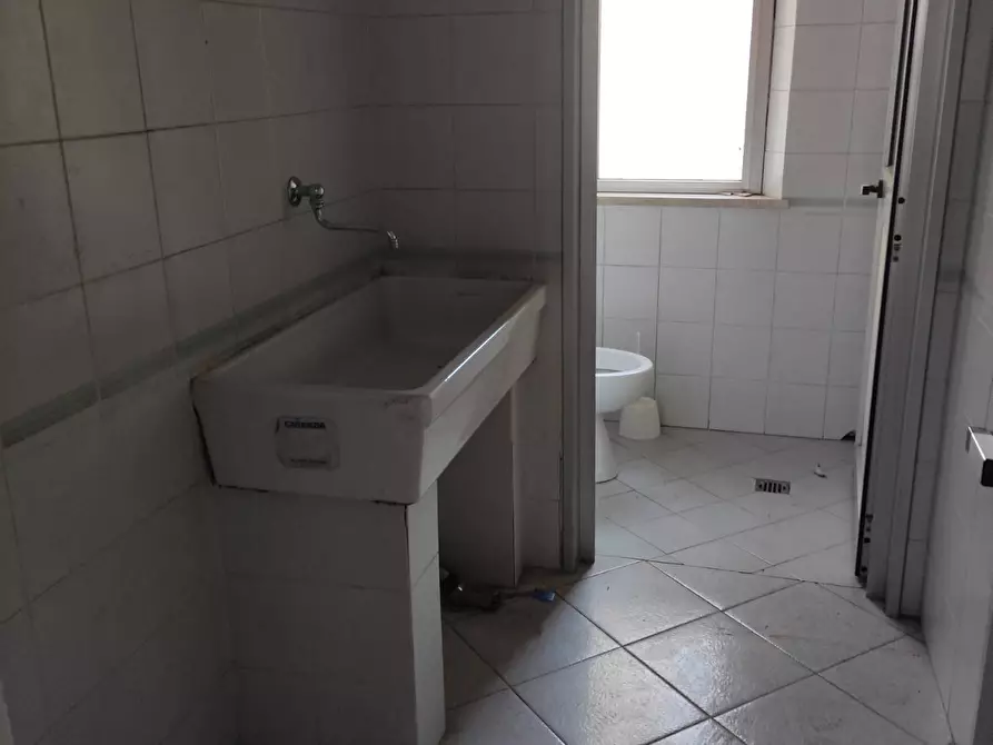 Immagine 12 di Attività commerciale in affitto  in via fratelli rosselli a Altopascio