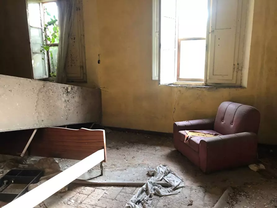 Immagine 30 di Casa indipendente in vendita  in lungomonte pisano 10 a Calci