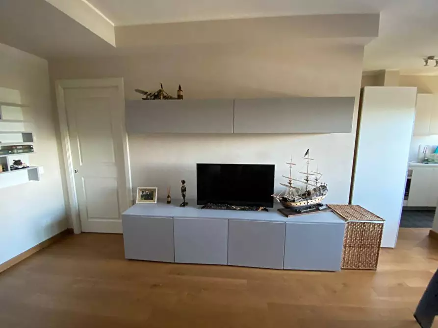 Immagine 3 di Appartamento in affitto  in via delle cascine a Pisa