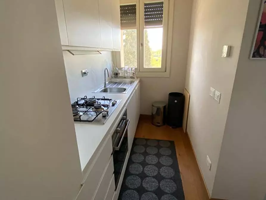 Immagine 5 di Appartamento in affitto  in via delle cascine a Pisa