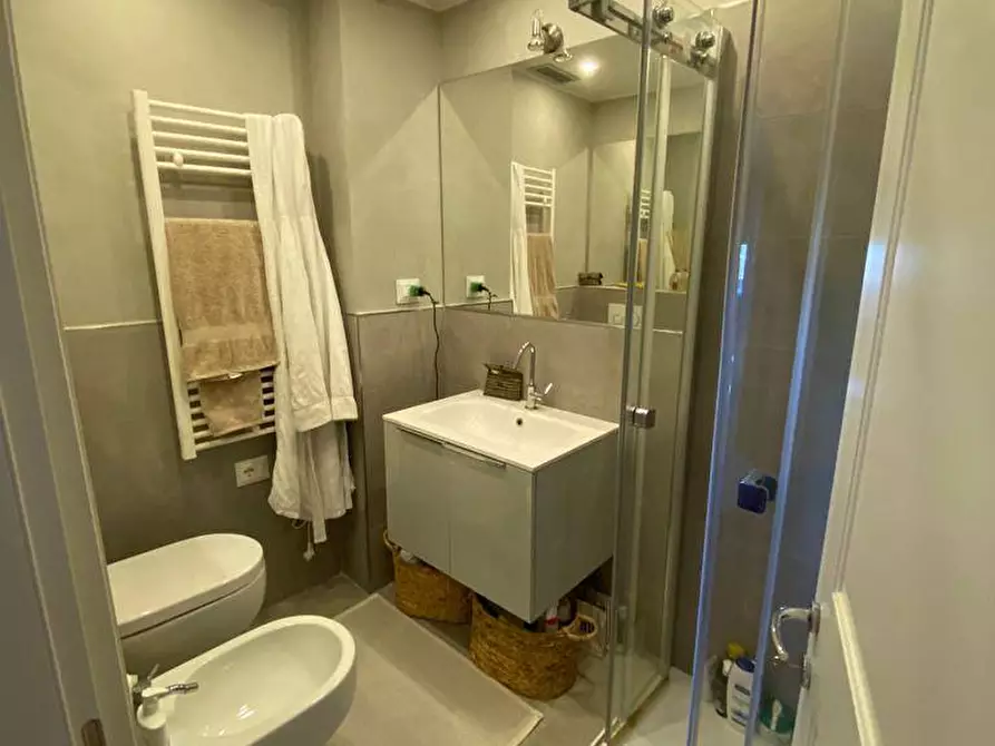 Immagine 7 di Appartamento in affitto  in via delle cascine a Pisa